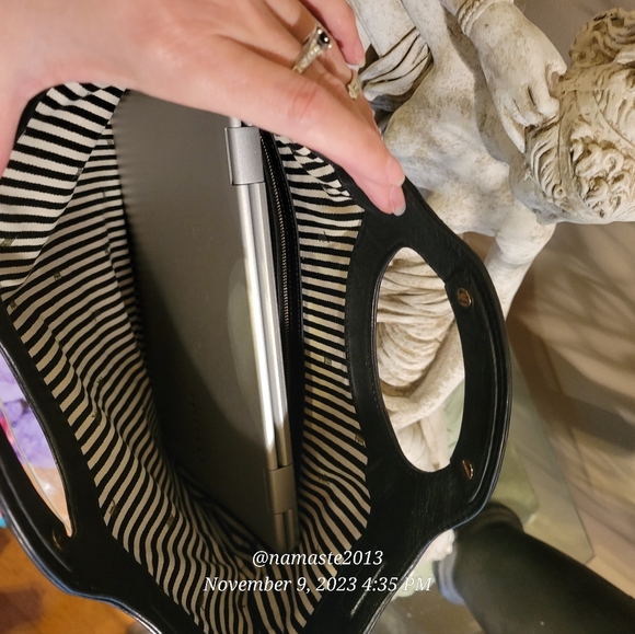 L.A.M.B. by Gwen Stefani Bullseye Convertable Crossbody Clutch Laptop bag #625 - Picture 8 of 13